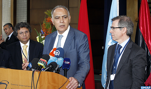 Il Ministro degli Affari Esteri e della Cooperazione del Marocco Sig. Salaheddine Mezouar, durante la conferenza stampa a Skhirate (Marocco)